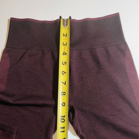 PINK Victoria's Secret Burgundy Leggings - Picture 6 of 8